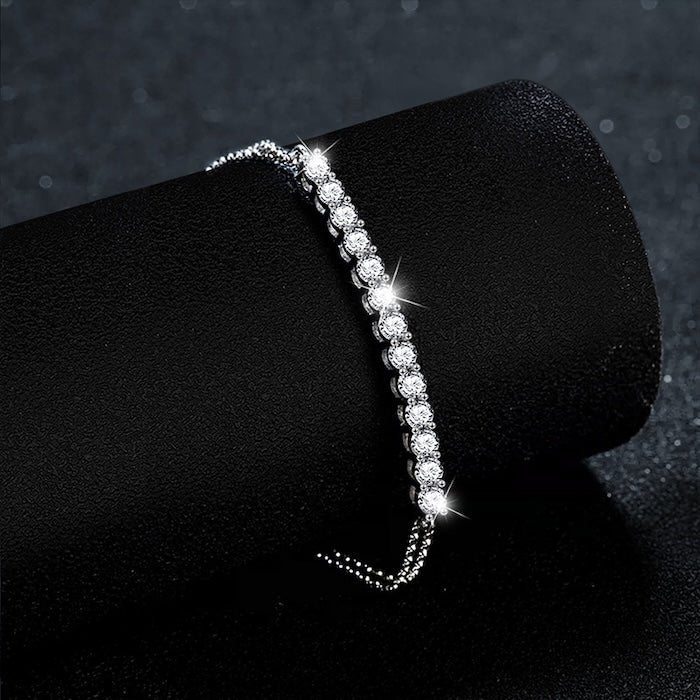 Chic Moissanite Stone Smile Armband